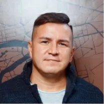 Василий <br>Пашин